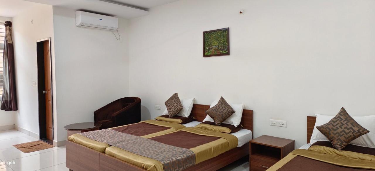 Sugamya Corner Guesthouse Mysore Buitenkant foto