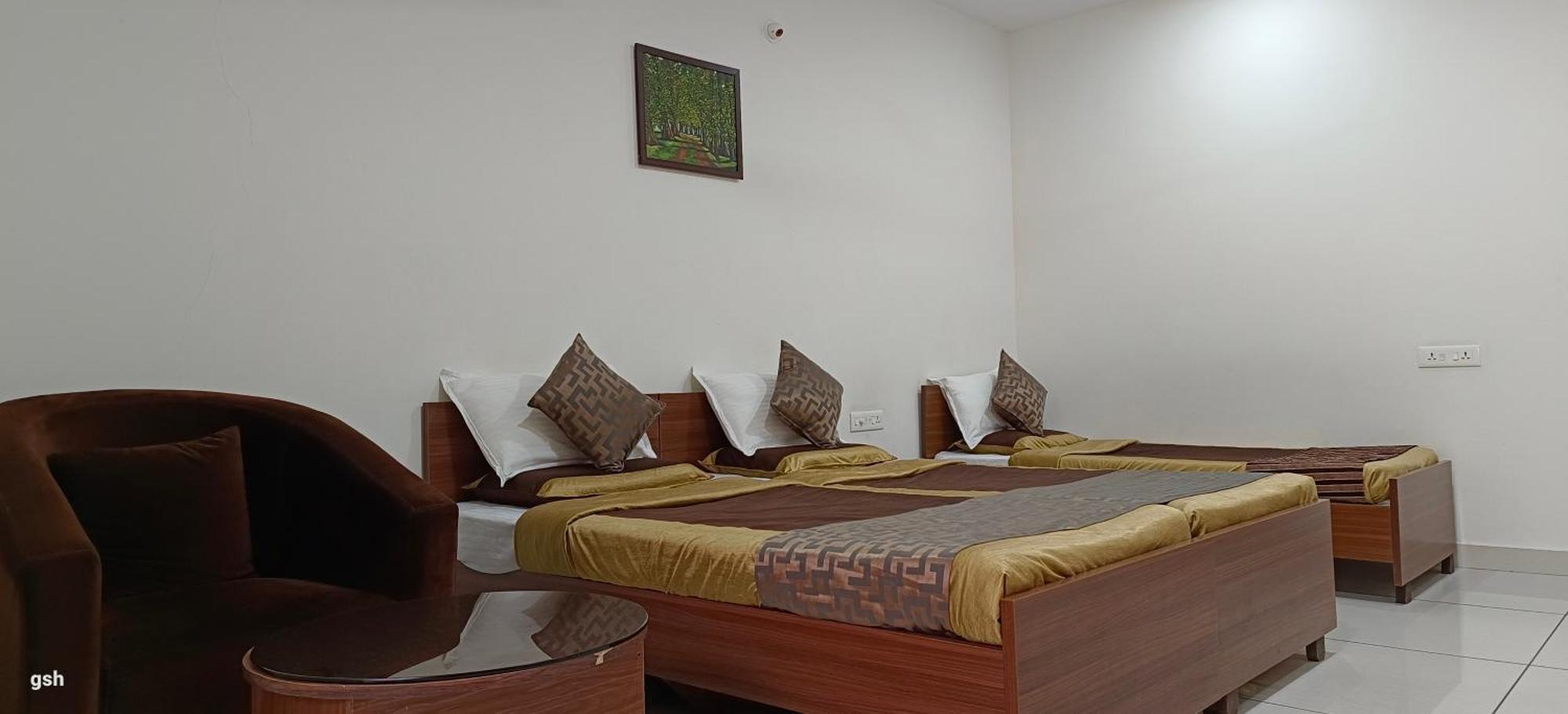 Sugamya Corner Guesthouse Mysore Kamer foto